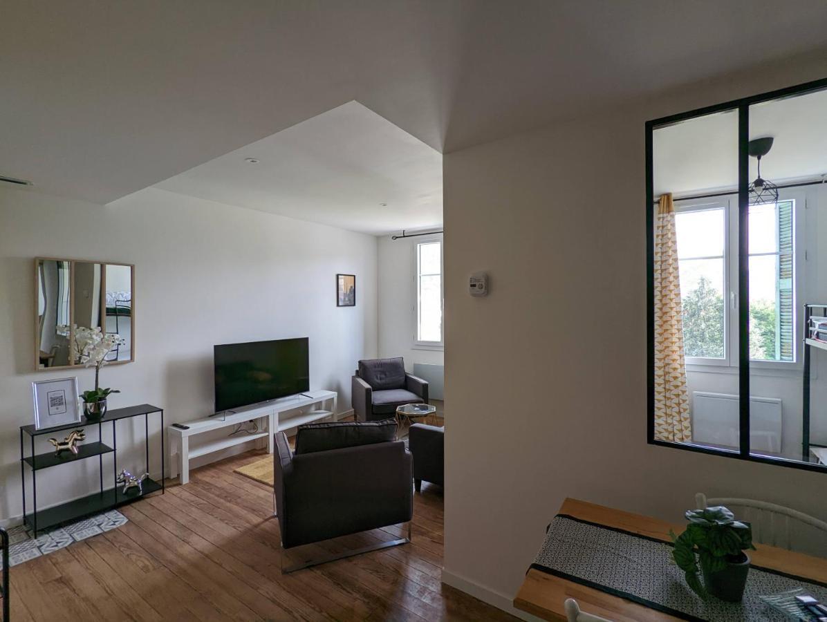 T2 Bis Cosy Proche Gare Apartment Lourdes Bagian luar foto